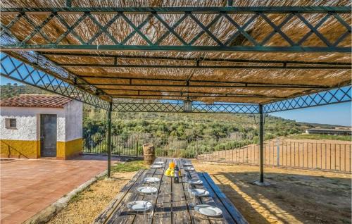 Posadas House | Charming 5 Bedroom Home in Posadas with Pool & Pet Friendly