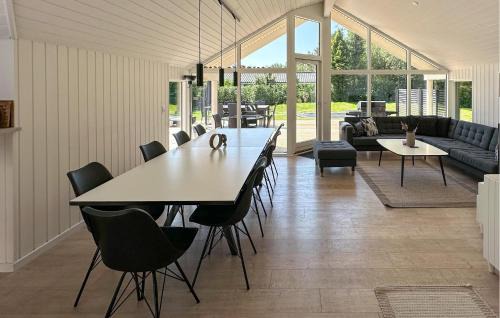 Kramnitse House | Charming Home in Rdby with Pool and Wifi Access