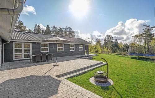 Sønderstrand House | Scenic Retreat in Rm with Panoramic Views - 4 Star Rated