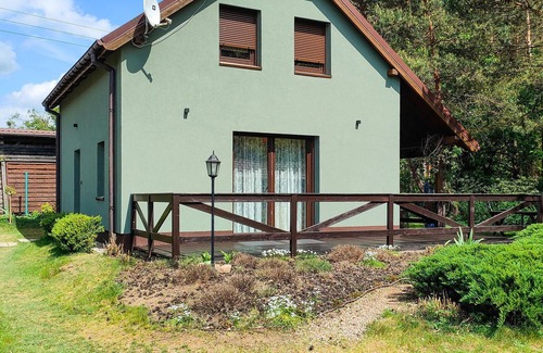 Santoczno House | Modern Wooden Vacation Home with Lake View & Pet-Friendly Amenities