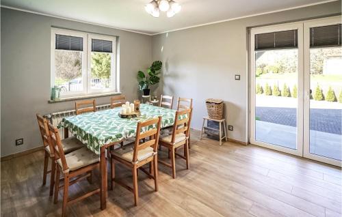 Faszcze House | Pet-Friendly Home in Ryn with Free WiFi for Families