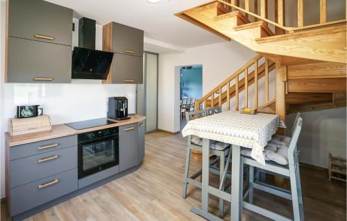 Faszcze House | Pet-Friendly Home in Ryn with Free WiFi for Families