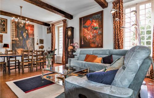 Sernhac House | Inviting Home in Sernhac with Pool & High Guest Rating
