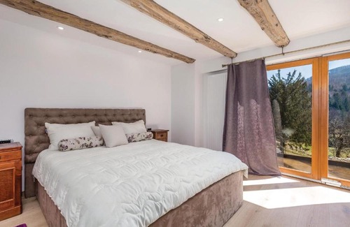 Skrad House | Inviting Skrad Retreat with 3 Bedrooms, Hot Tub & Sauna