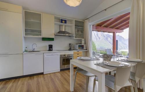 Riva di Solto House | Inviting Home in Solto Collina with Family-Friendly Kitchen