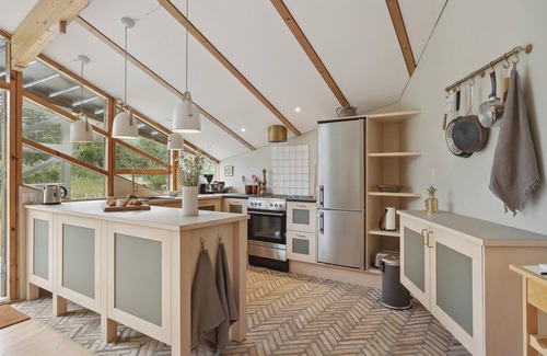 Strandby House | Relaxing 2 Bedroom Getaway with Oceanfront Views