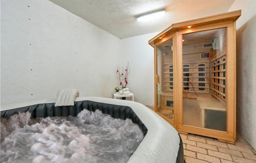 Sveti Ivan Zelina House | Ideal Getaway in Susobreg with Pool and Pet-Friendly Perks
