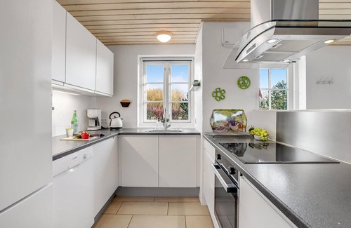 Øhuse House | Welcoming 3-Bedroom Retreat with Ocean Views in Ulfborg