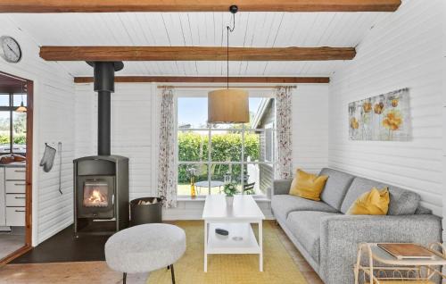 Marielyst House | Cozy Home in Vggerlse with Wifi and Pet-Friendly Options