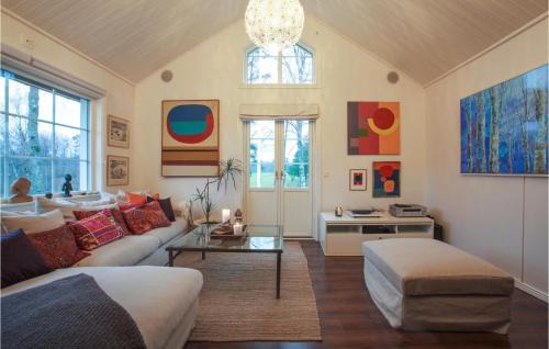 Ubbalt House | Family-Friendly Home in Vittsj with Full Kitchen Amenities