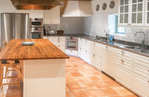 Vastra Nashulta House | Family-Friendly Retreat in Vstra Nshulta with Sauna & WiFi