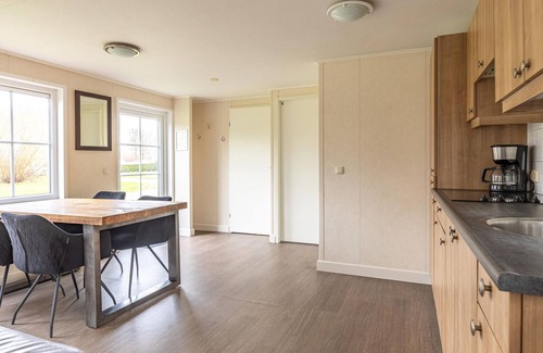 Wagenborgen House | Amazing home in Wagenborgen with WiFi