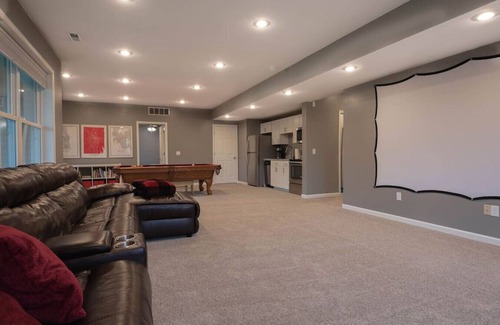 Bloomington House | Perfect Craftsman Home Steps from IU's Campus - 10/10 Rated