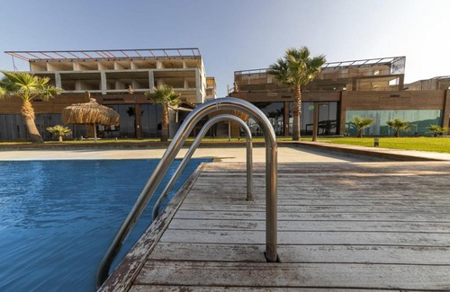 Meselik Apartment | Serene House Surrounded by Nature with Inviting Pool