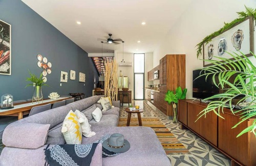Villa Juarez House | Amazing house with private jacuzzi and pool for 8!