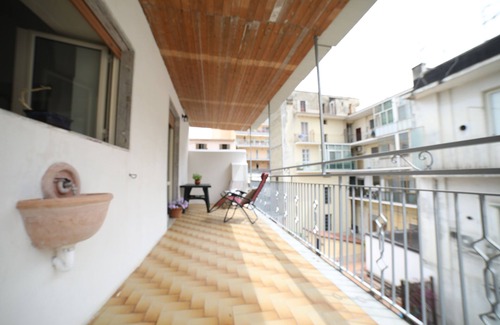 Castellammare di Stabia Apartment | Cozy Apartment Near the Sea: Experience Pompei and Amalfi