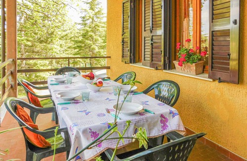 Fiastra House | Enjoy a Relaxing Vacation in Our Lakefront Retreat