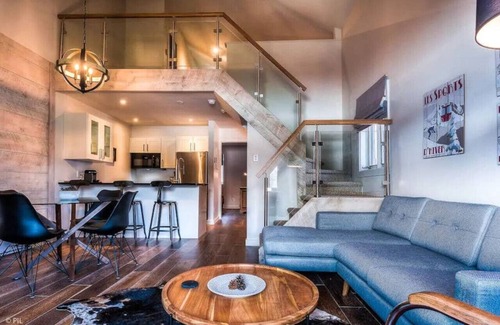 Mont-Tremblant Condo | Scenic Lake/Mountain Retreat Near Tremblant - 9.4/10 Rated