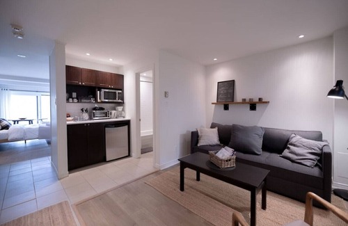 Mont-Tremblant Condo | Scenic Lake & Mountain Views, Steps from Tremblant