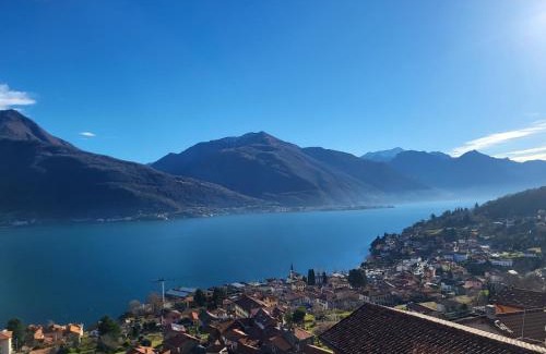 Calozzo Apartment | Stunning Lake View Apartment with Pool & Terraces in Urio