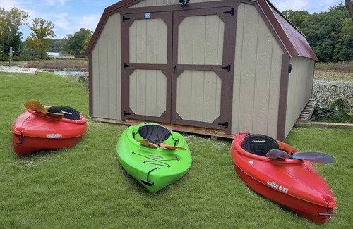 La Porte House | Amazing lake views at the La Porte Lily Pad