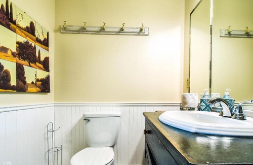 Mont-Tremblant House | Scenic Lakemountain View Hotel - 4-Star, Family & Pet Friendly