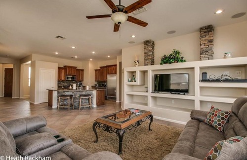 Wigwam Creek North House | Inviting Litchfield 4 Bdrm Oasis with Private Pool