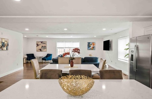 Worcester House | Pet-Friendly Townhouse with Garage Parking & Central Air