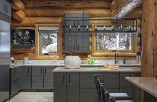 Highland Meadows House | Amazing Log Home on Gore Creek | The Savory Lodge
