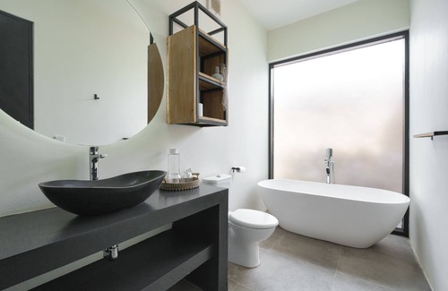 Selong Belanak Resort | Discover the Amazing Lombok Resort with Ocean View Pool