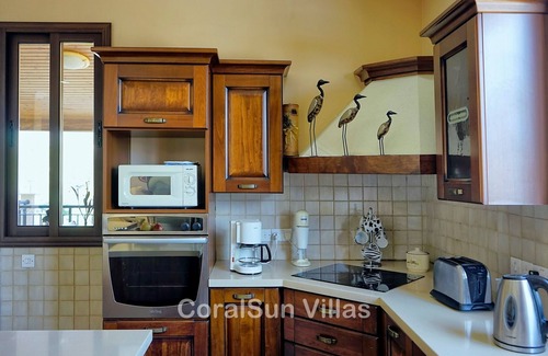 Argaka Villa | Elegant Villa with Heated Pool, Gym & Games Room in Paphos