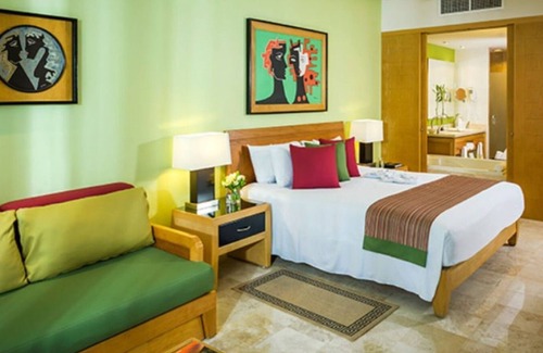 Downtown Hotel | Indulge in a Master Room at Vidanta Riviera Maya Beach