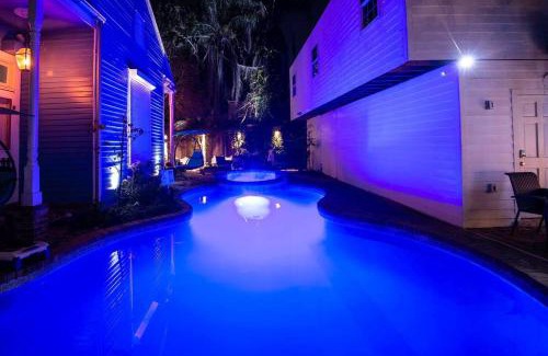 Faubourg Marigny Bed & Breakfast | Modern 5 BR Retreat Near French Quarter & Bourbon Street
