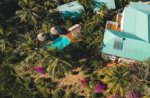 Marigot Bay House | Inviting Mountain Top Retreat with Pool and Pet-Friendly Perks
