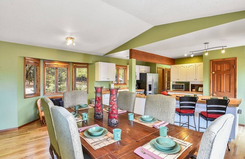Flagstaff House | Unforgettable Mountain Views at Flagstaff Peakview Rental