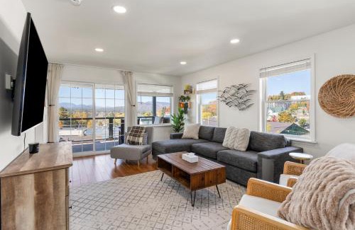 Lake Placid Resort | Experience Lake Placid with Amazing Mountain Views