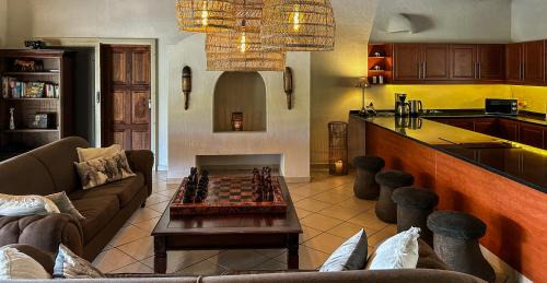 Hoedspruit Villa | Unforgettable Mountain Views with Solar Power & Amenities