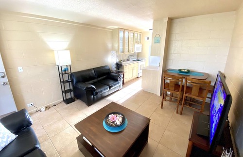 Makaha Condo | Stellar Ocean Front Condo with Stunning Views & Amenities