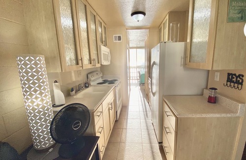 Makaha Condo | Stellar Ocean Front Condo with Stunning Views & Amenities