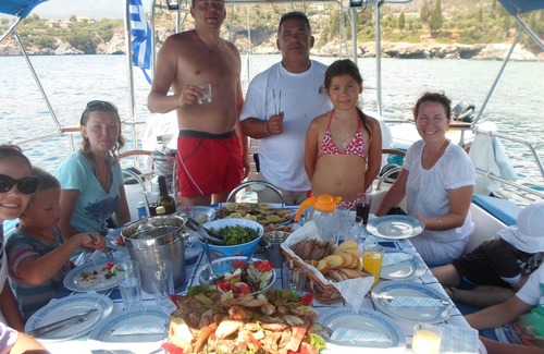 Kalamata Boat Rental | Relaxing Onboard Getaways & Scenic Sailing Adventures