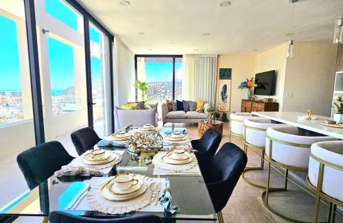 Centro Apartment | Stellar Penthouse with Panoramic Views in Pedregal