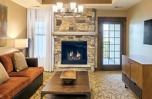 Big Cedars Resort | Discover Paradise Point Resort: Rated 10/10 in Hollister!