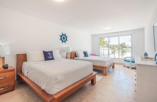 Munoz Apartment | Top-Rated 1 BR Property at Green One with Pool Access