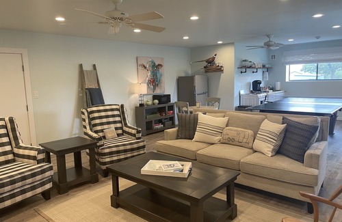 Round Top House | Unforgettable Round Top Retreat with Private Pool & Breakfast