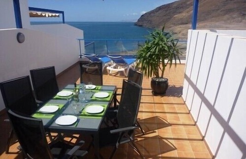 Gran Tarajal Apartment | Stunning Sea View Apartment with Terrace & Free WiFi