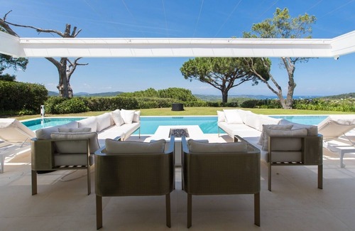 Ramatuelle Villa | Gorgeous Sea View Villa at Lescalet Ramatuelle - Pet Friendly