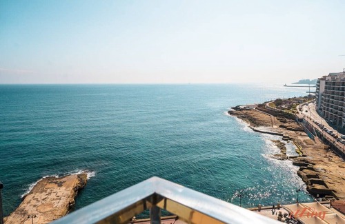 Madliena Apartment | Amazing Seafront Duplex Apartment Sliema