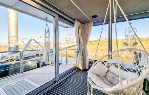 Ophoven Boat Rental | Inviting Ship In Ophoven With Kitchen and Child-Friendly Amenities