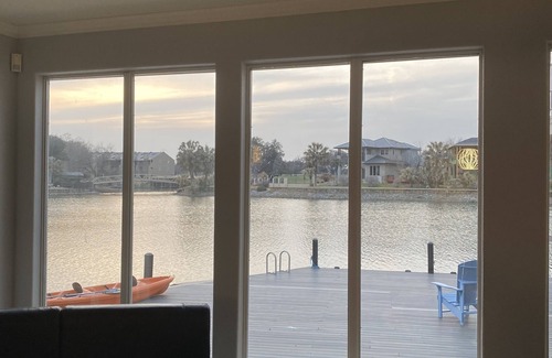 Horseshoe Bay West House | Perfect Lakefront Retreat Near Applerock Golf Course