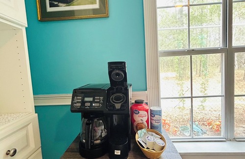 Arcadian Shores Condo | Cozy Studio, Steps from Private Beach with Ocean Views